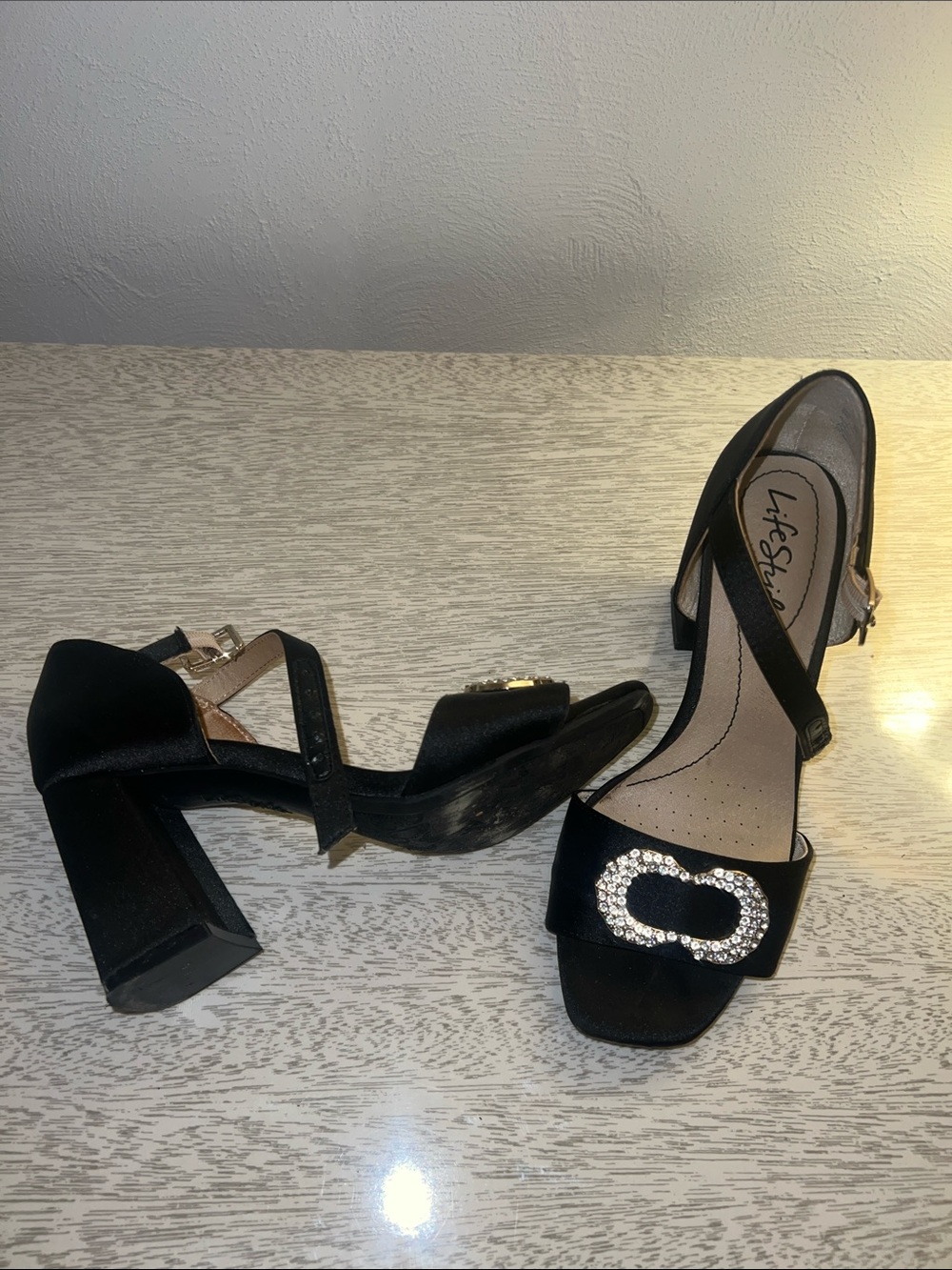 Life Stride Black Rhinestone Buckle Block Heel Sandals